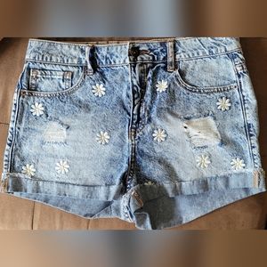 Forever 21 denim shorts sz 28